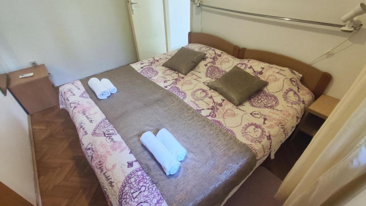 Apartmán Near The Old Town 2 *