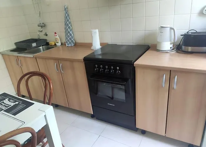 Apartment Near The Old Town 2